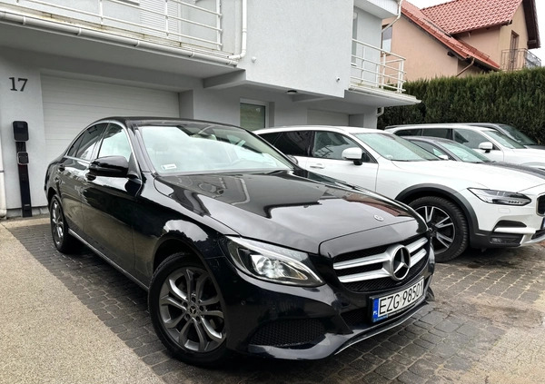 Mercedes-Benz Klasa C cena 89900 przebieg: 199000, rok produkcji 2018 z Gdynia małe 67